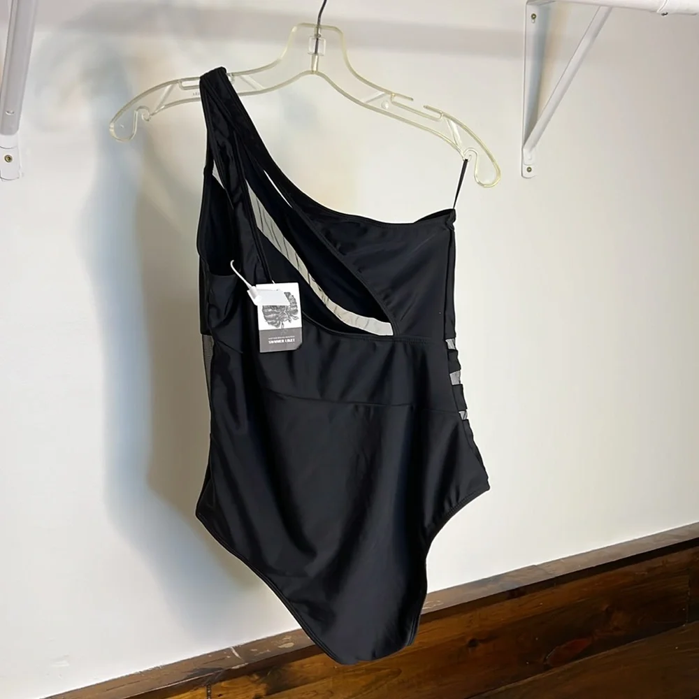 NWT‎ Amazon Black One-Shoulder & Mesh Cutout Swimsuit- M